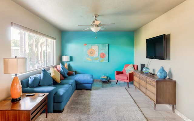 2BR Mid-Century Condo