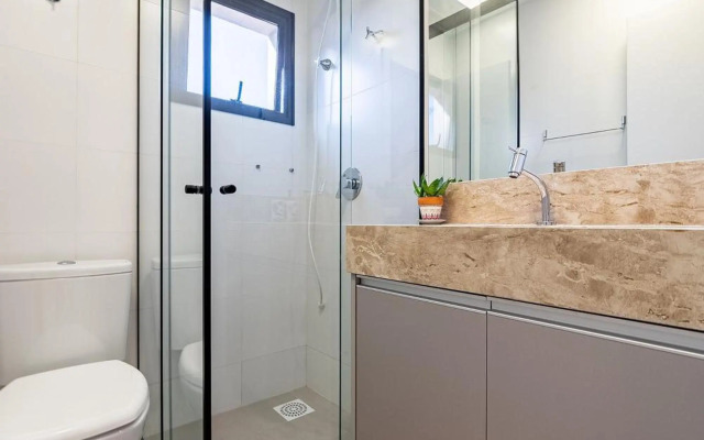 200 - Apartamento 3 dormitórios na Praia de Mariscal