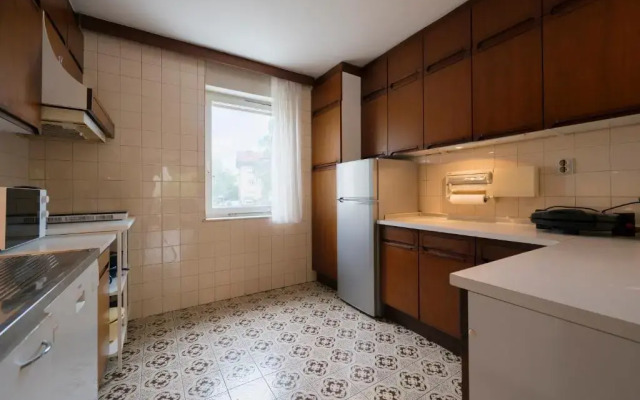 Ljubljana C17 - 5 Bedroom Private House with a Garden
