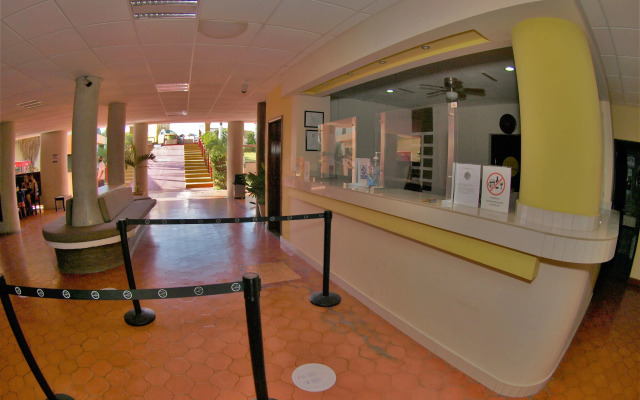 Hotel Las Jacarandas