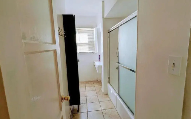 Convinient Location in Los Angeles