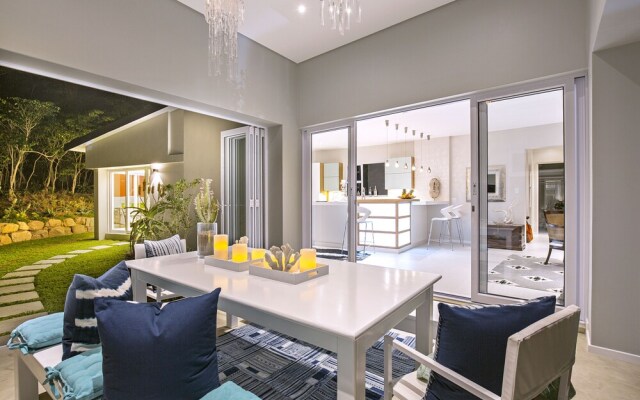 Luxury Seaside Homes