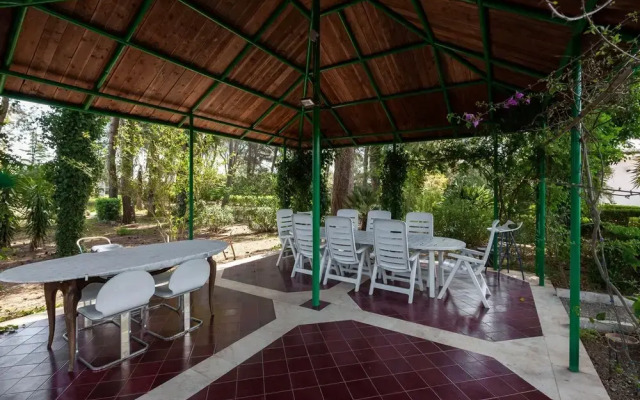 Villa Carmen With Garden And Pool