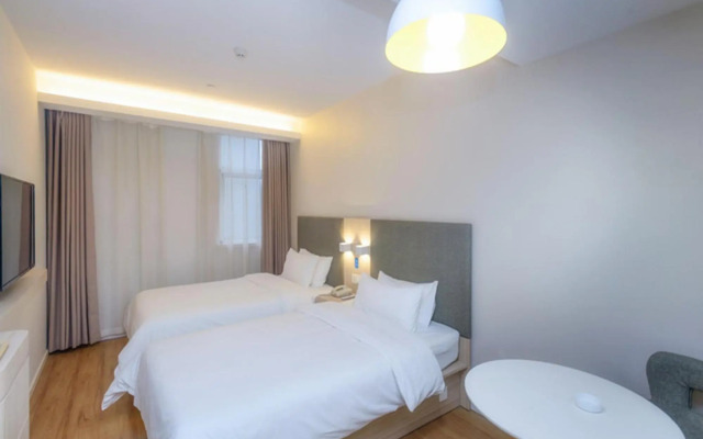 HanTing Hotel (Zhengzhou Hi-tech Development Zone Headquarters Enterprise Base)