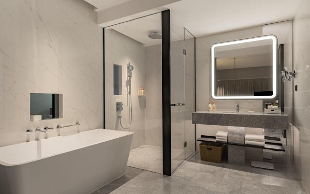 Holiday Inn Chongqing Guanyinqiao by IHG