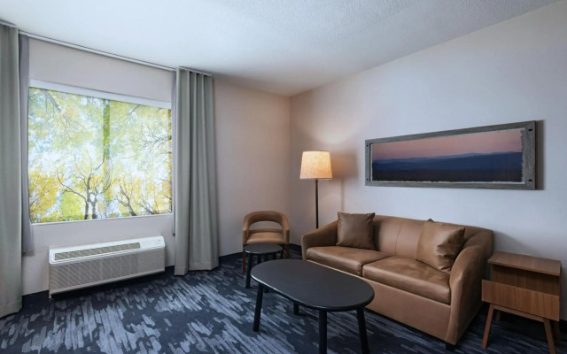 Fairfield Inn & Suites Hillsboro