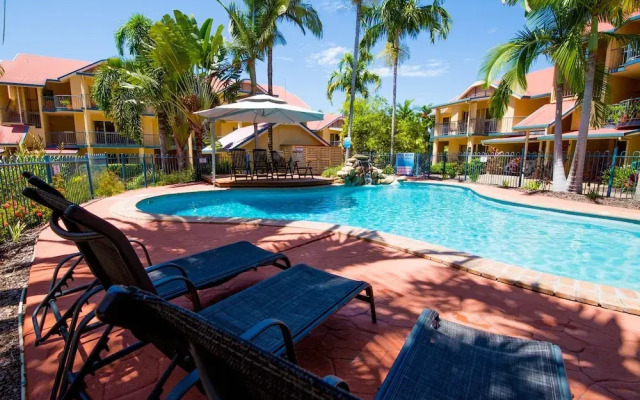 Palm Penthouse Beach Court Holiday Villas