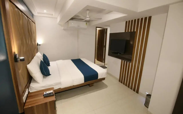 FabHotel Park Palace Mandvi