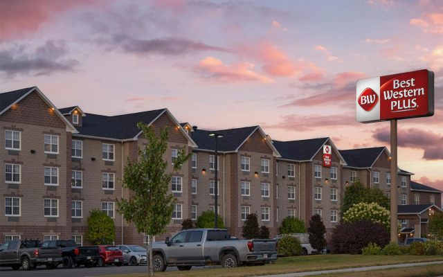 Best Western Plus Fredericton Hotel & Suites