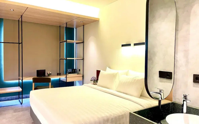 ATOOI Hotel Alam Sutera