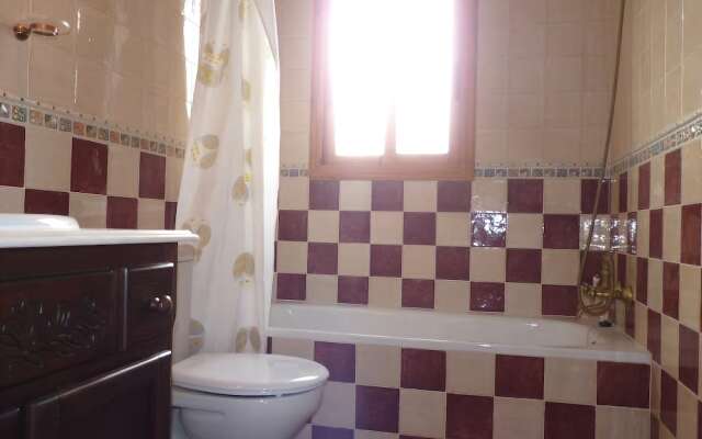 Malaga 101849 3 Bedroom Villa By Mo Rentals