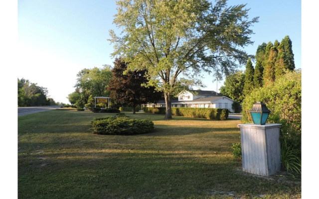 Stone Fountain Motel