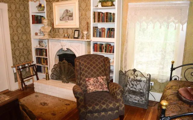 Glen Morey Country House B & B Inn