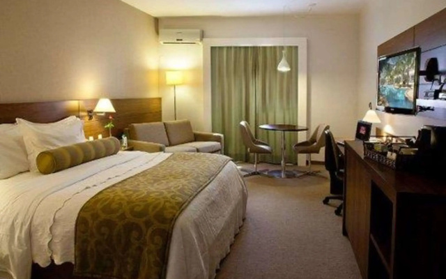 Comfort Suites Flamboyant