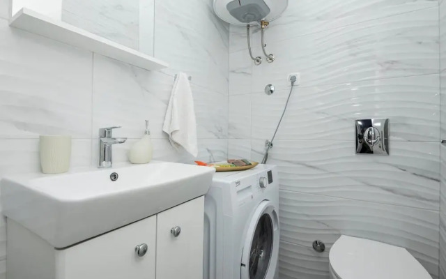 Amazing Apartment in Makarska With 2 Bedrooms and Wifi