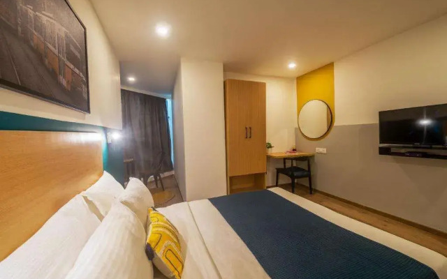 Olive Zip Richmond Circle by Embassy Group