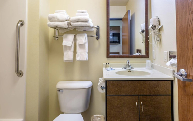 My Place Hotel - Dickinson, ND