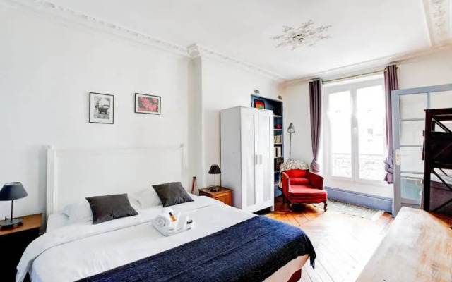 1 Bedroom Apartment in 11th Arrondissement Paris
