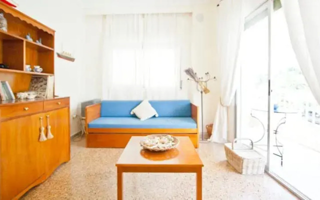 Coral Apartment