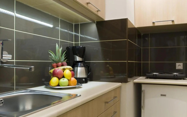 Regiposta Studio (Adults Only)