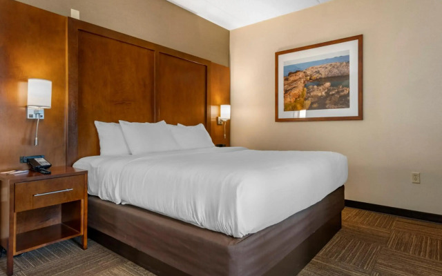 Lift Bridge Lodge, Ascend Hotel Collection