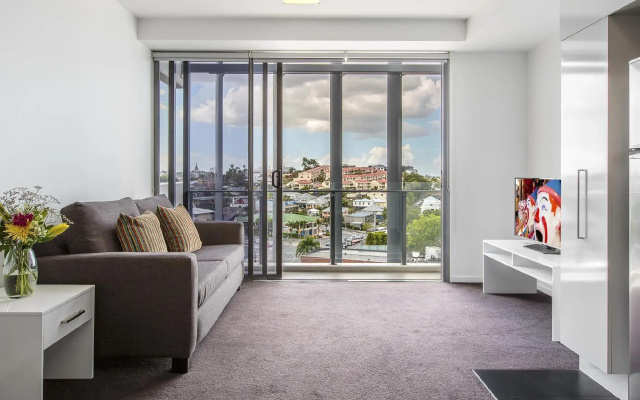 Code Apartments