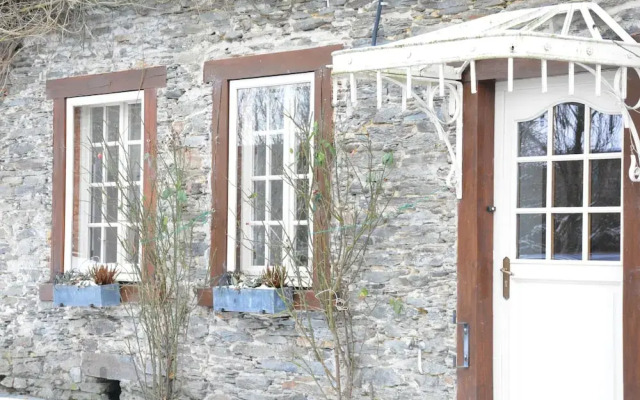 Holiday Home in Bitvre Near Town Center