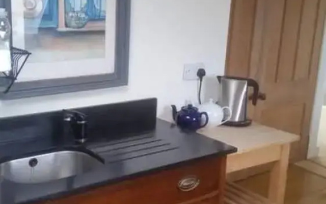 4 Bedroom Flat In Edinburgh City Centre