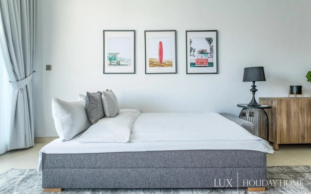 LUX Holiday Home - Azure Residence 1