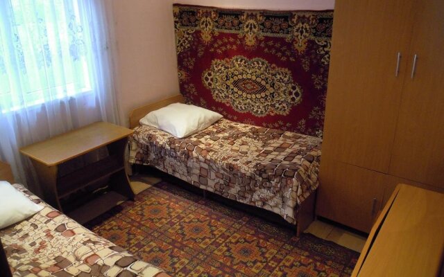 Na Vzletnaya 16 Guest House