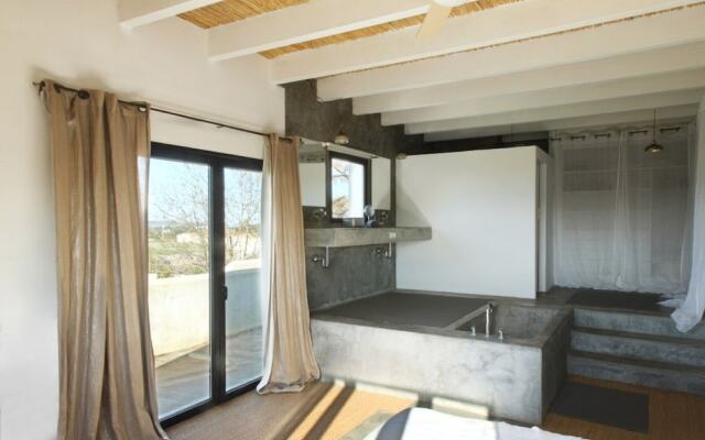 AYO private pool and garden house
