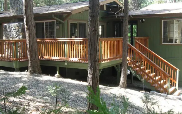 Manzanita Cabin - Bass Lake