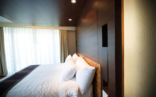 Tara Mantra Cha Am Resort