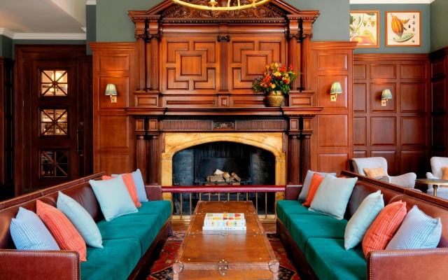 University Arms, Autograph Collection