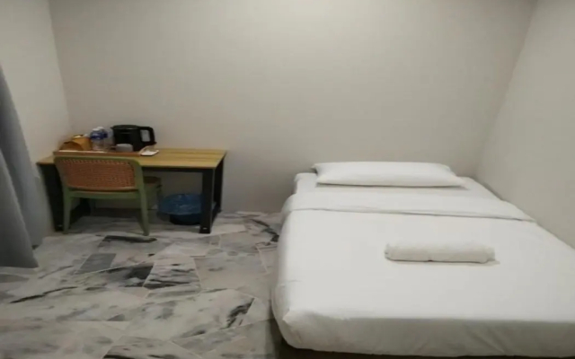 GS Golden Star Hotel