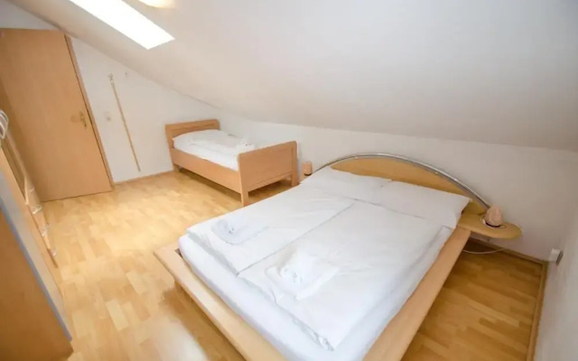 Apartment 3-room-maisonette Near ski Lift and Town