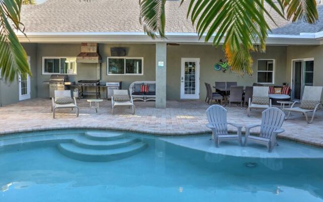 AMI Beach House Apartment 6