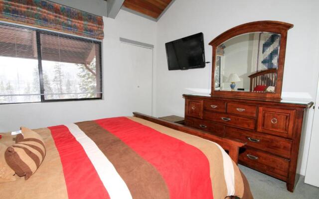 Mammoth Ski & Racquet Club #074