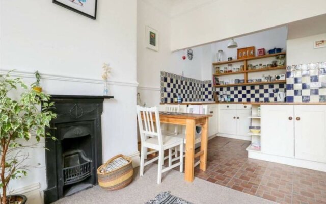 Quirky 2 Bedroom Apartment in Montpelier