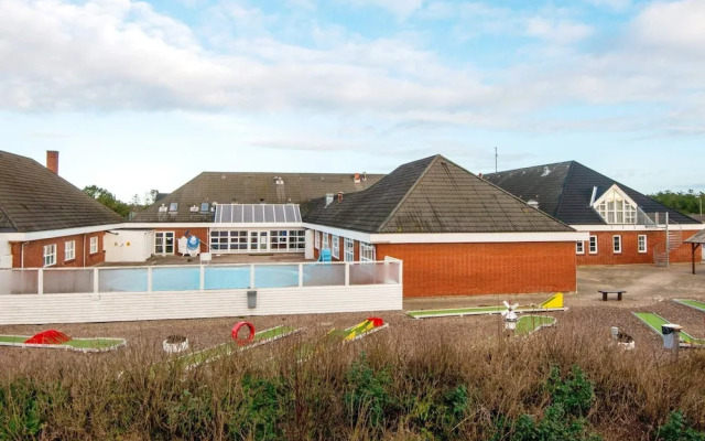 8 Person Holiday Home in Romo-by Traum