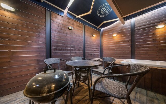 Busan Yonghodong Adena Hotel