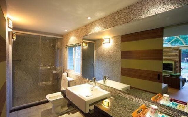 Fifteen One B & B