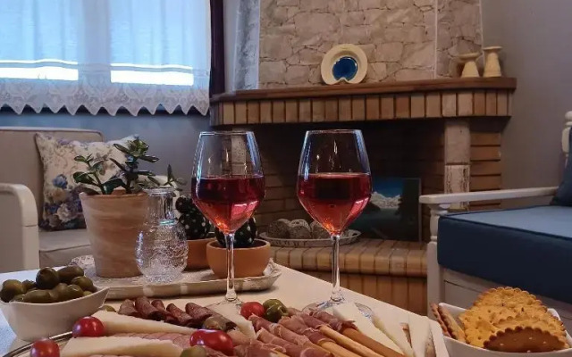 Eirinis Home - Σπίτι της Ειρήνης