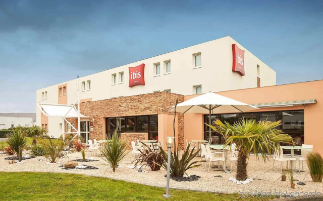 ibis Auray