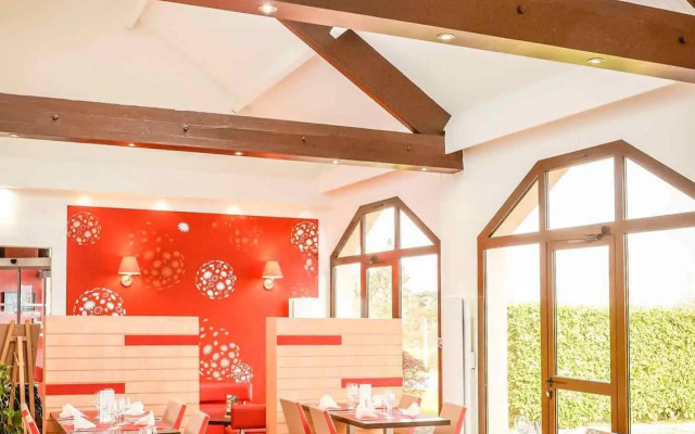 ibis Saint Lo La Chevalerie