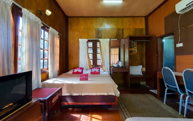 ZEN Rooms Pelangi Beach Resort