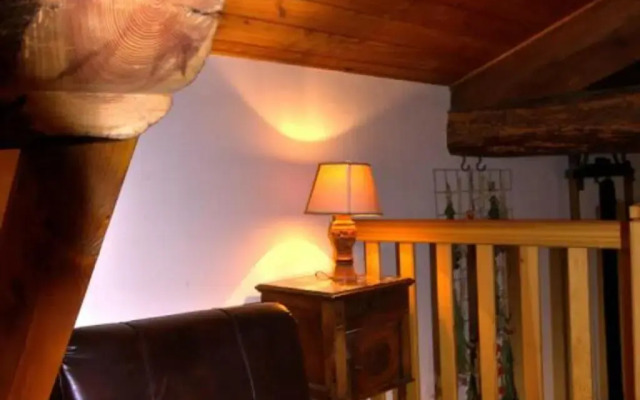 Gîte Essertines-en-Châtelneuf, 3 pièces, 6 personnes - FR-1-496-16