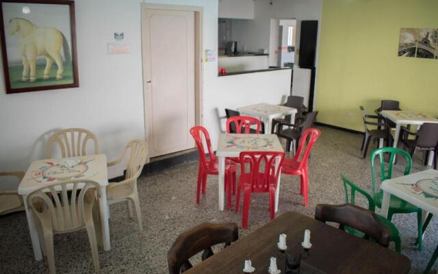 Hotel Joohn Los Almendros