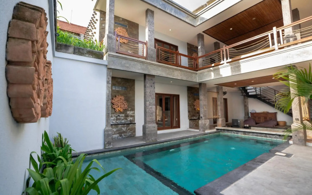 Kusuma Villa Seminyak