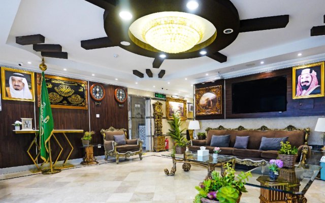 OYO 649 Al Thuraya Palace Apartments